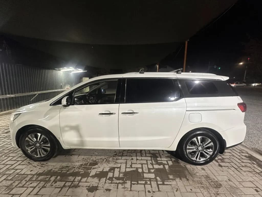 Kia Carnival, 2019, Бишкек