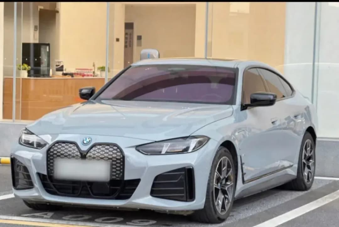 BMW i4, 2025, Китай