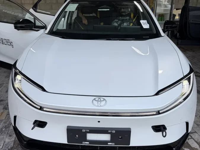 Toyota bZ5, 2026, Бишкек
