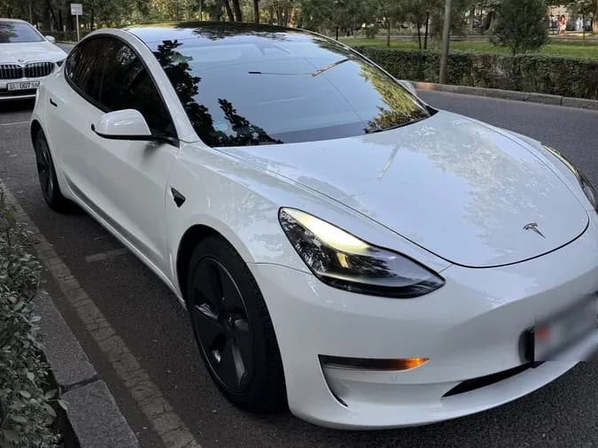 Tesla Model 3, 2021, Бишкек