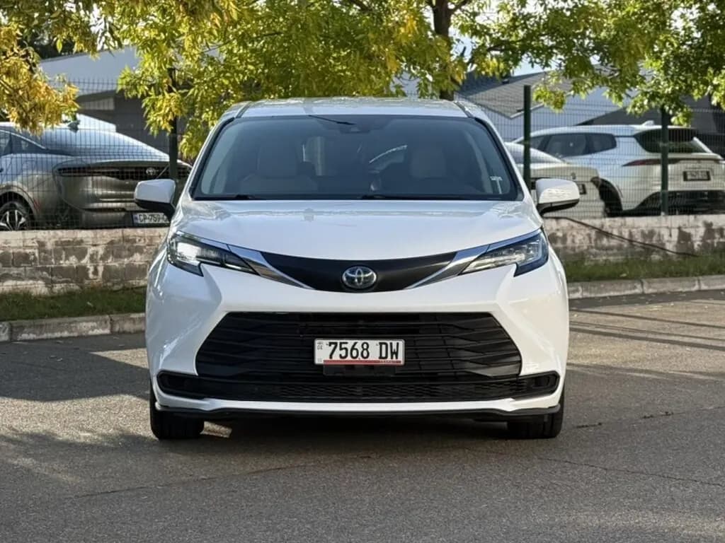 Toyota Sienna, 2021, Бишкек