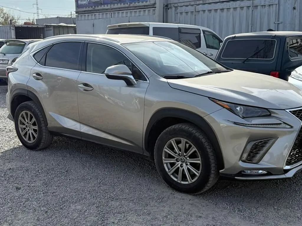 Lexus NX, 2017, с. Фрунзе