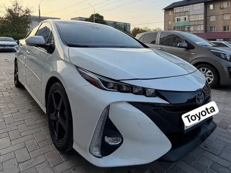 Toyota Prius, 2018, Unknown