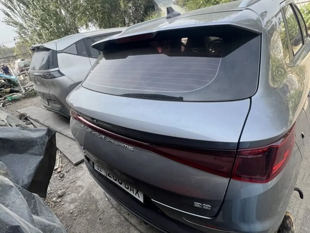 BYD E2, 2023, Unknown