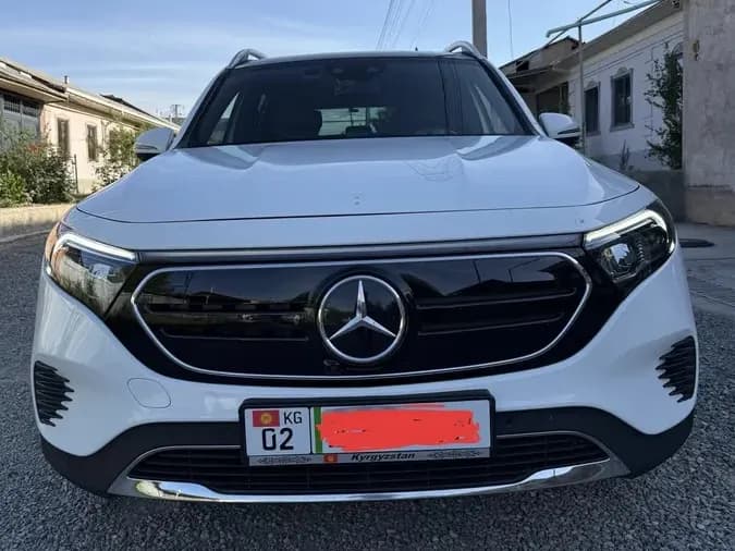 Mercedes-Benz EQB, 2022, Ош