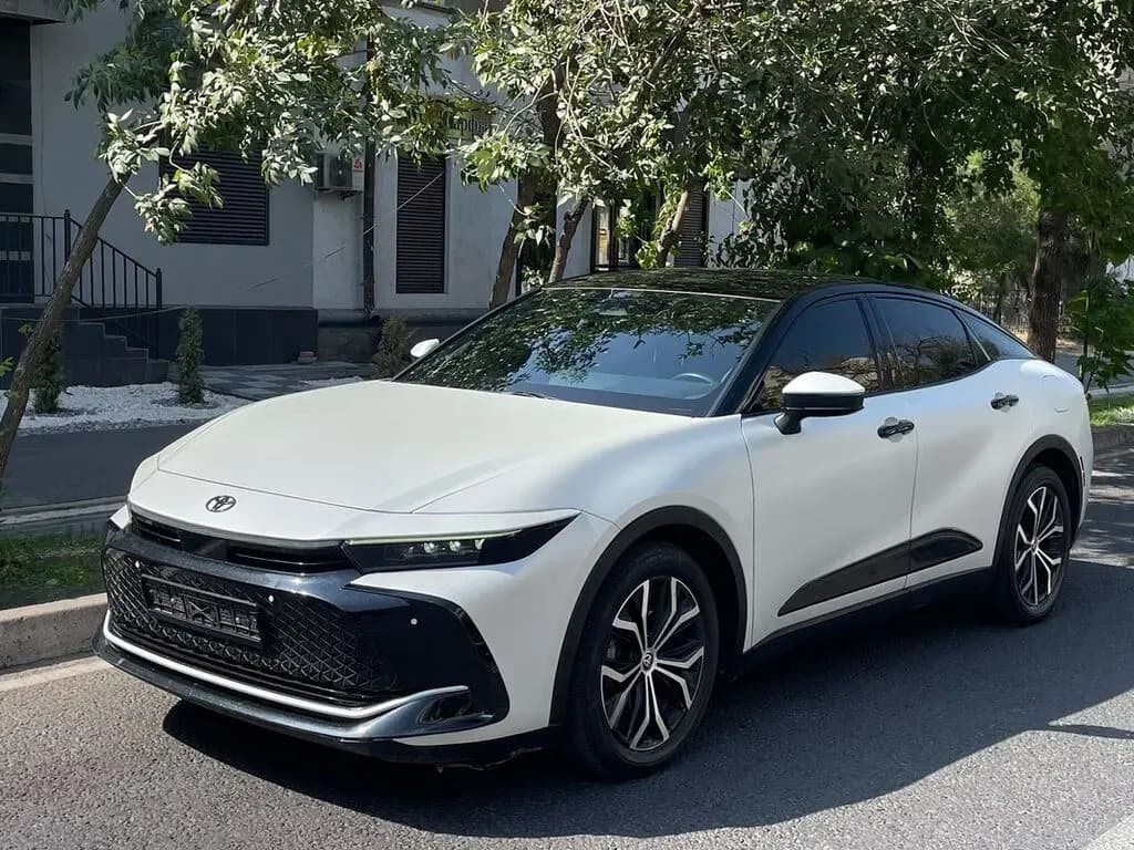 Toyota Crown, 2023, Бишкек