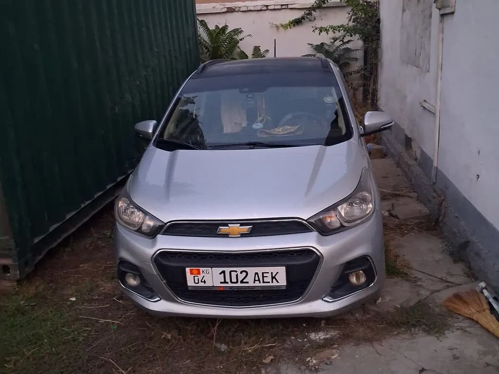 Chevrolet Spark, 2017, Кербен
