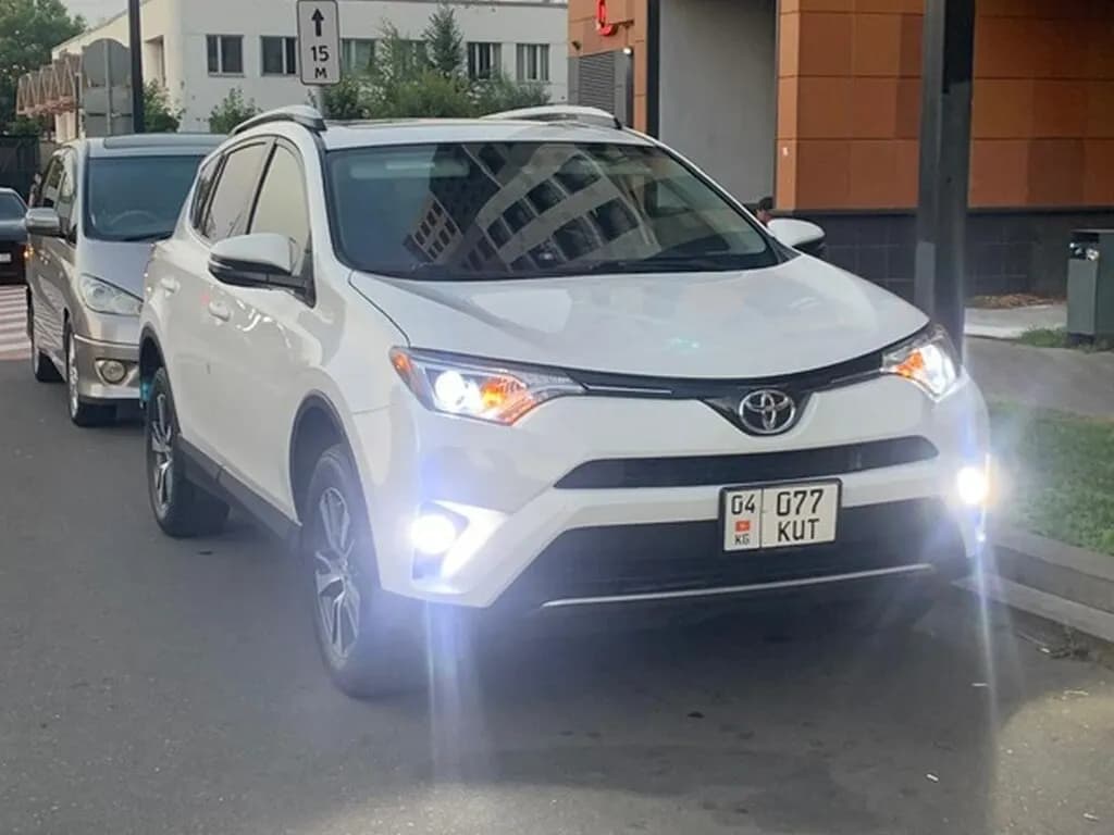 Toyota RAV4, 2016, Базар-Коргон