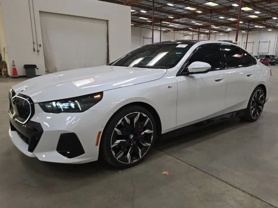 BMW 5 серии, 2024, Бишкек