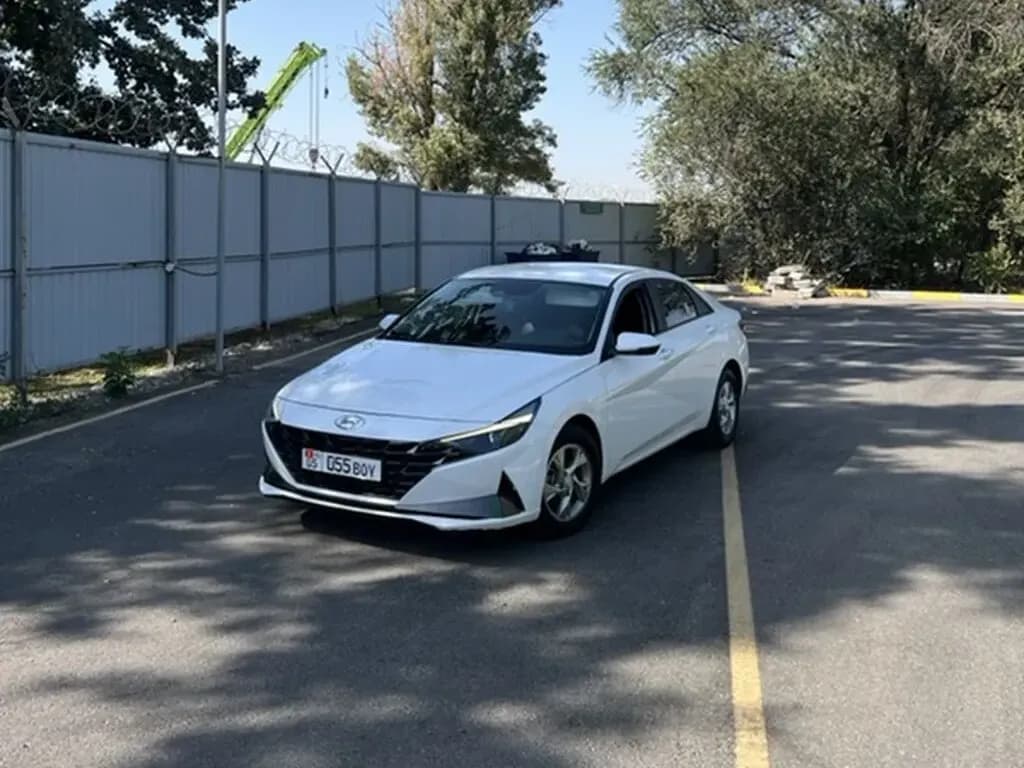 Hyundai Avante, 2021, Unknown