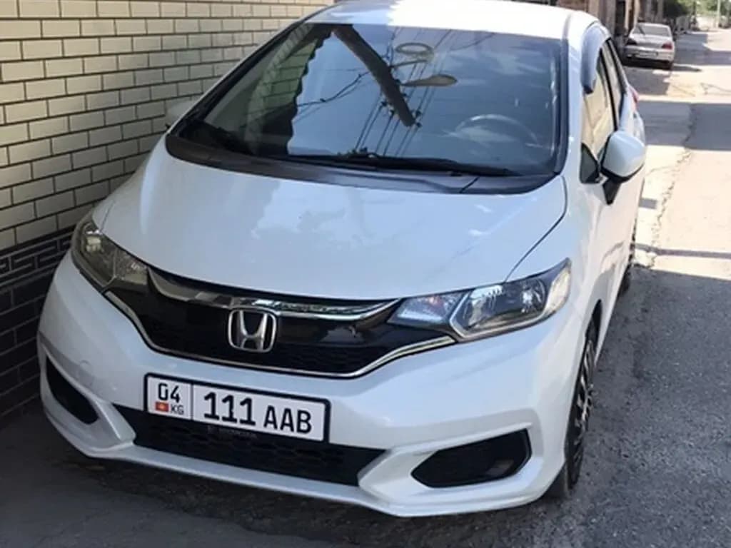 Honda Fit, 2019, Сузак
