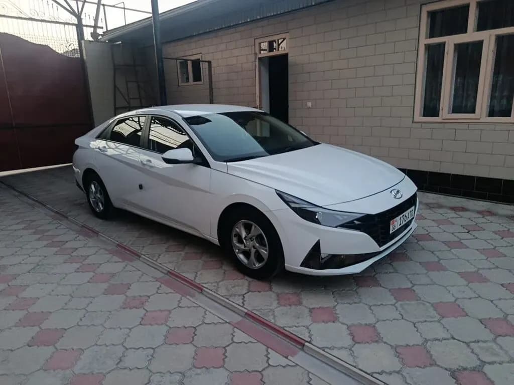 Hyundai Elantra, 2021, Ош