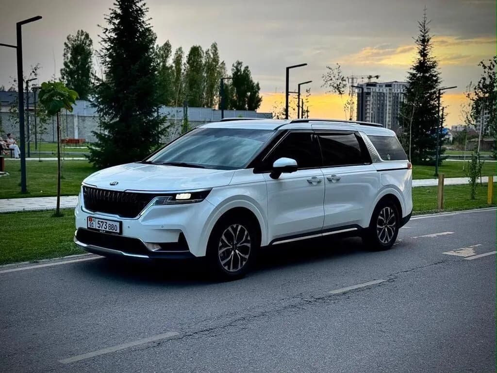 Kia Carnival, 2021, Бишкек