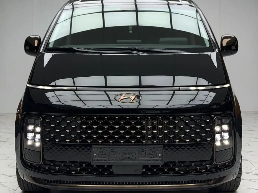 Hyundai Staria, 2021, Unknown