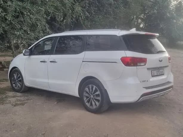Kia Carnival, 2018, Бишкек