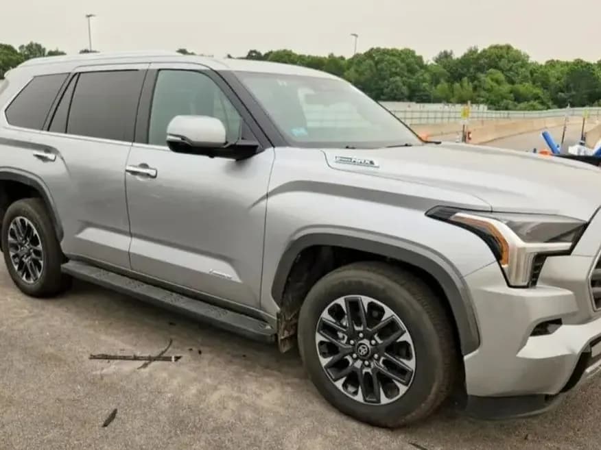 Toyota Sequoia, 2023, Бишкек