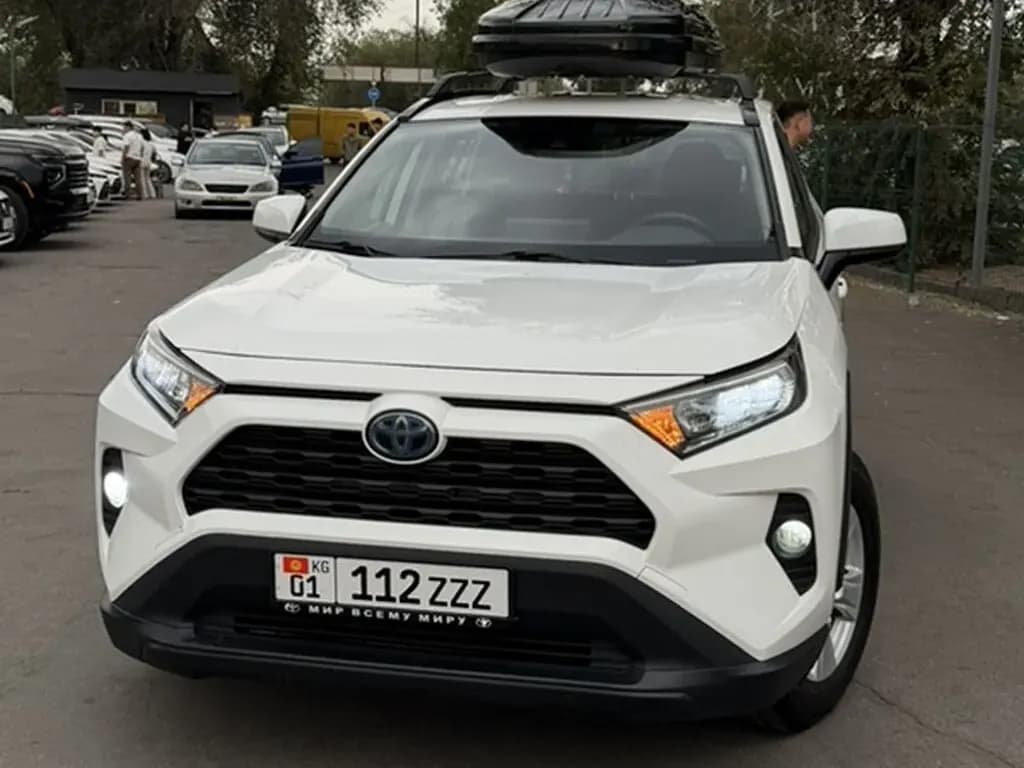 Toyota RAV4, 2019, Бишкек