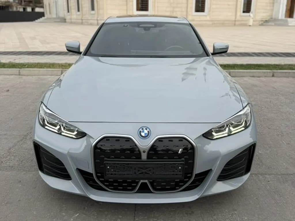 BMW i4, 2022, Бишкек