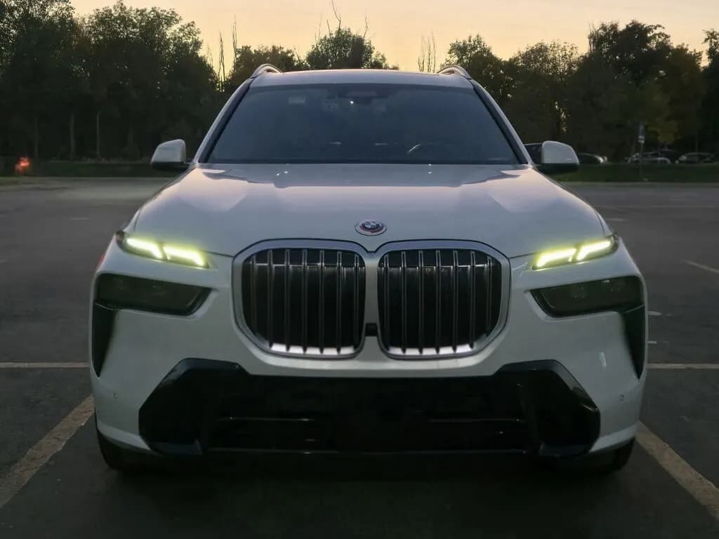 BMW X7, 2024, Бишкек