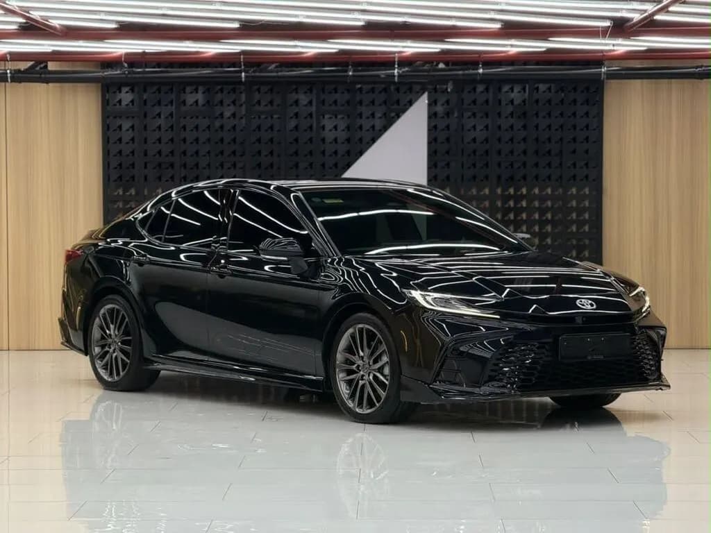 Toyota Camry, 2025