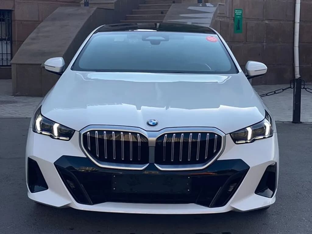 BMW 5 серии, 2024, Бишкек