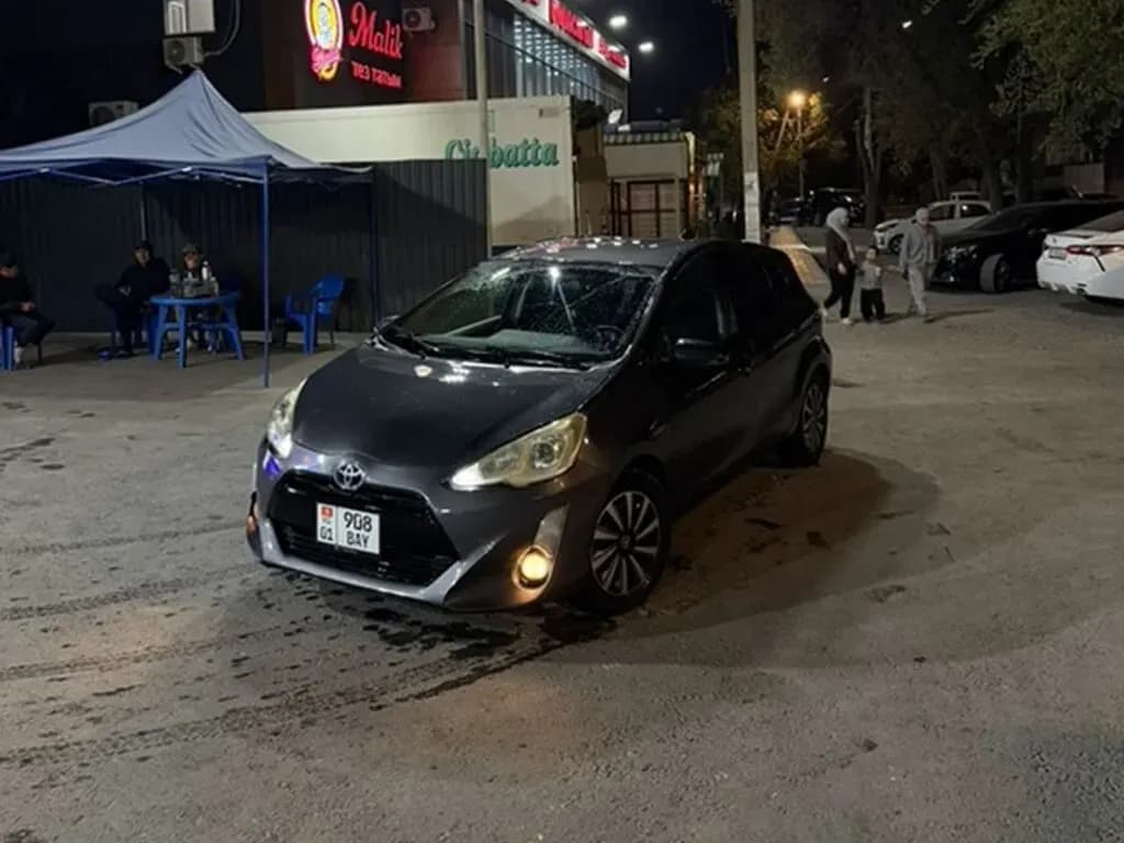 Toyota Aqua, 2016, Unknown