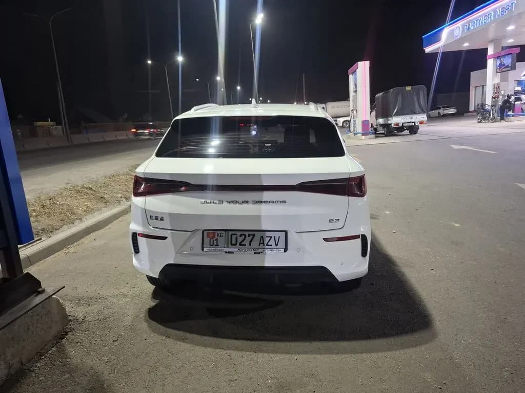 BYD E2, 2022, Unknown