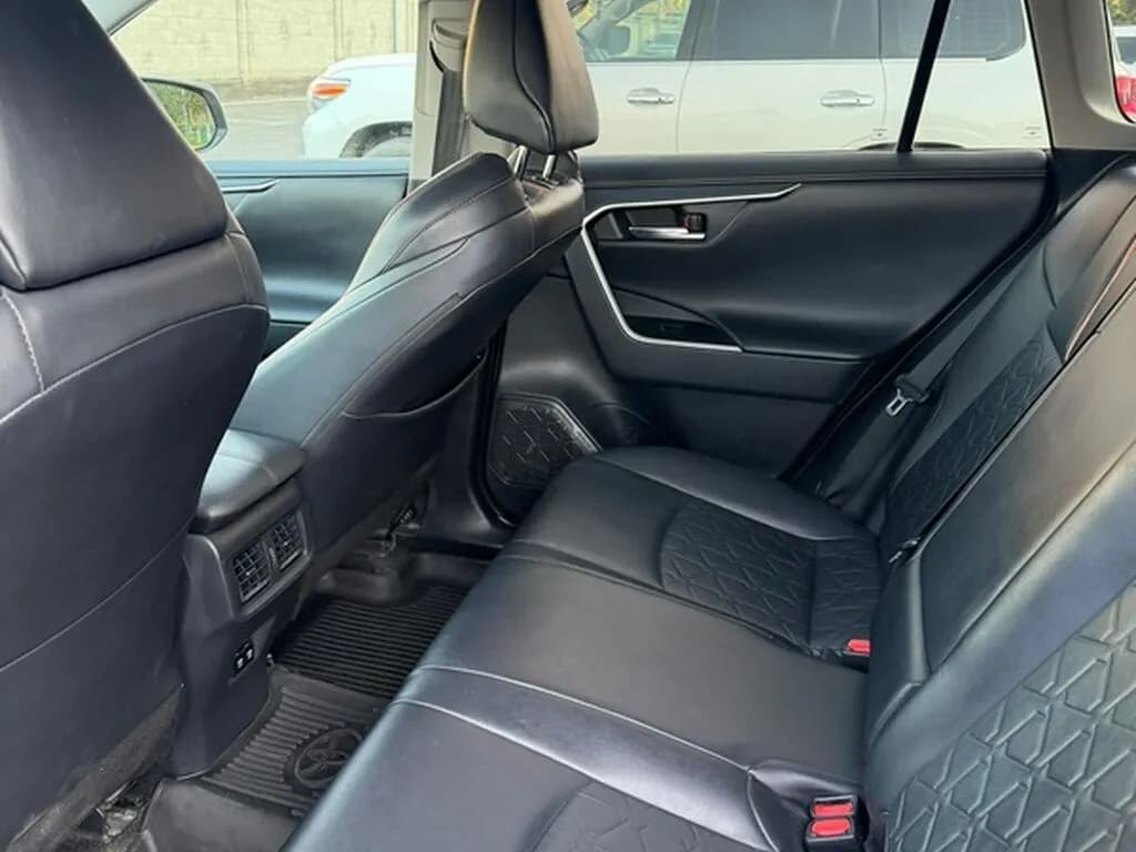 Toyota RAV4, 2019, Unknown