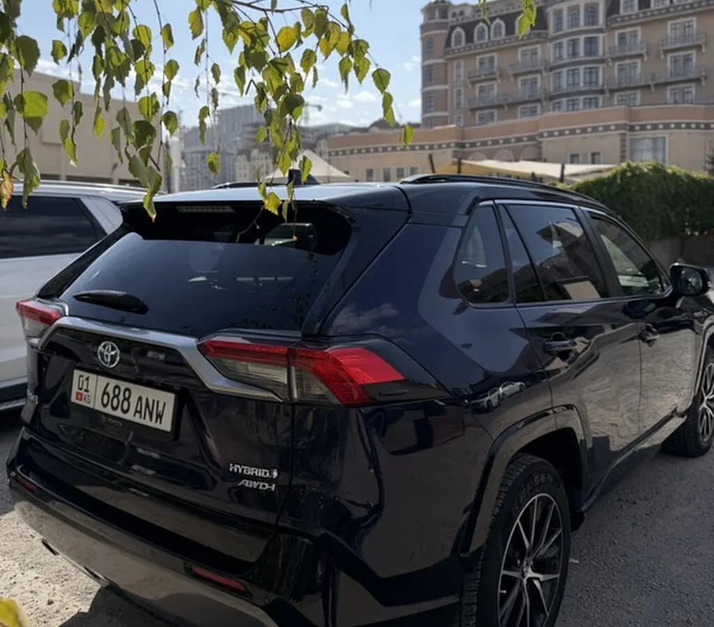 Toyota RAV4, 2022, Бишкек